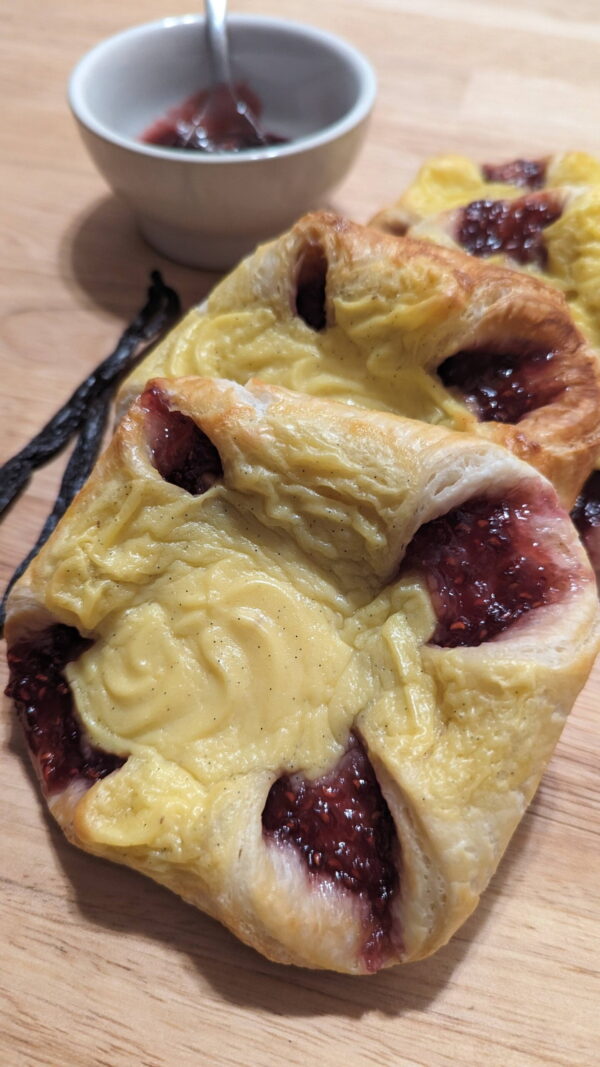 this picture shows sweet vanilla raspberry danish zoomed in